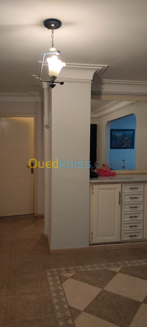 Location Appartement F4 Alger Draria