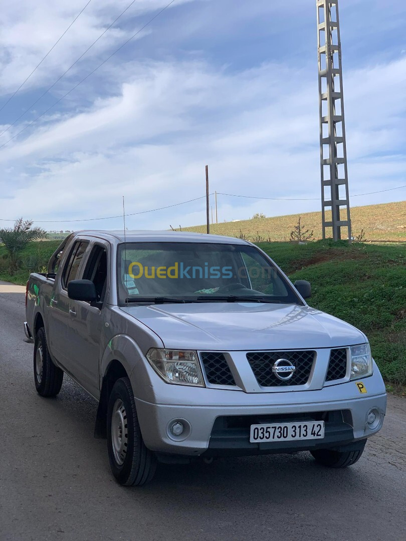 Nissan Navara 2013 Elegance 4x4