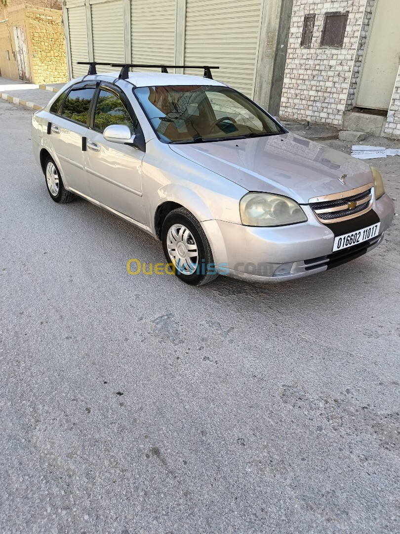 Chevrolet Optra 4 portes 2010 Optra 4 portes