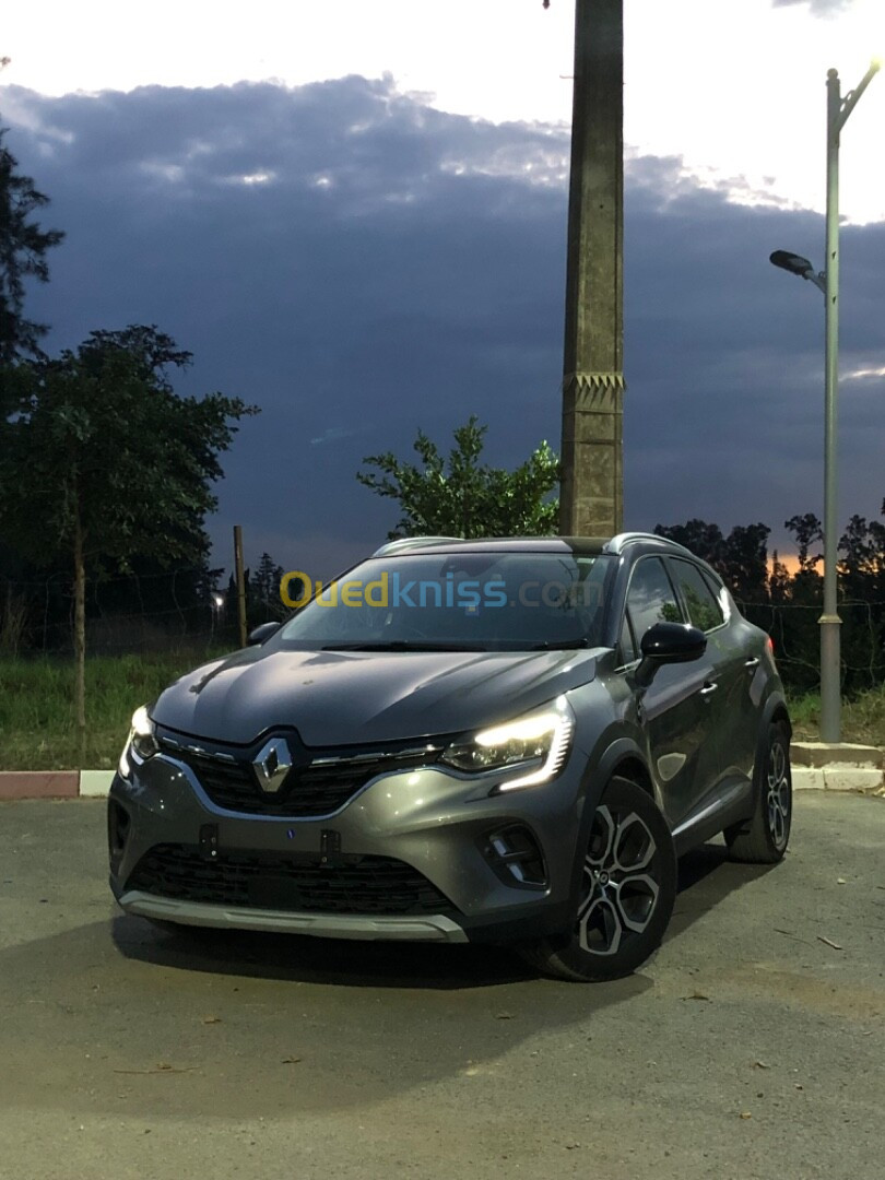 Renault Captur anglaise 2022 Intense