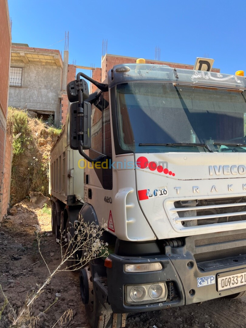 Iveco8*4 Trakker 420 2010