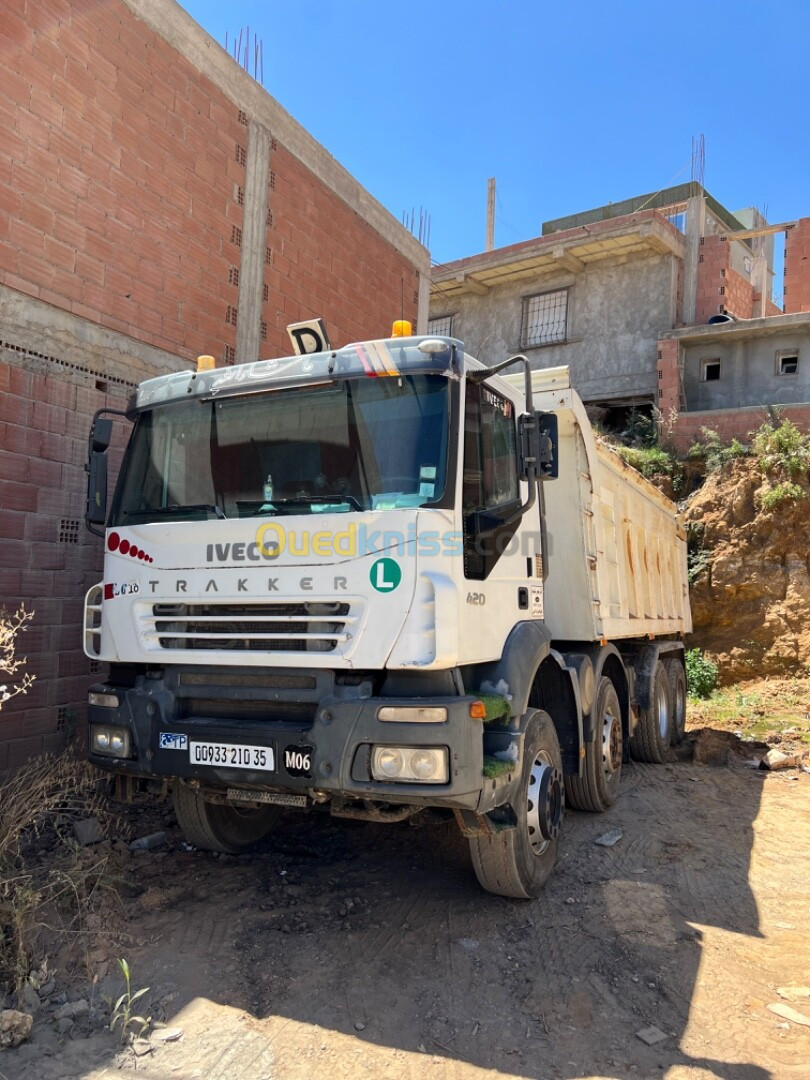 Iveco8*4 Trakker 420 2010