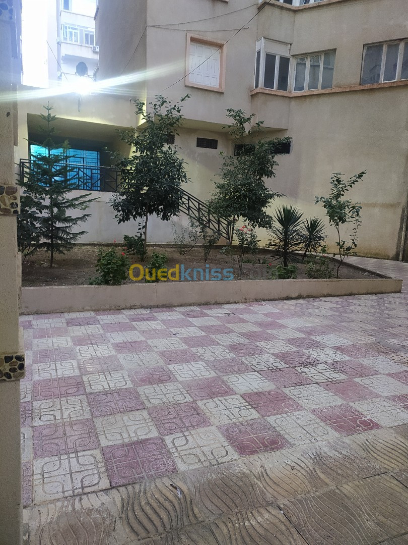 Location Appartement F4 Constantine Ain smara