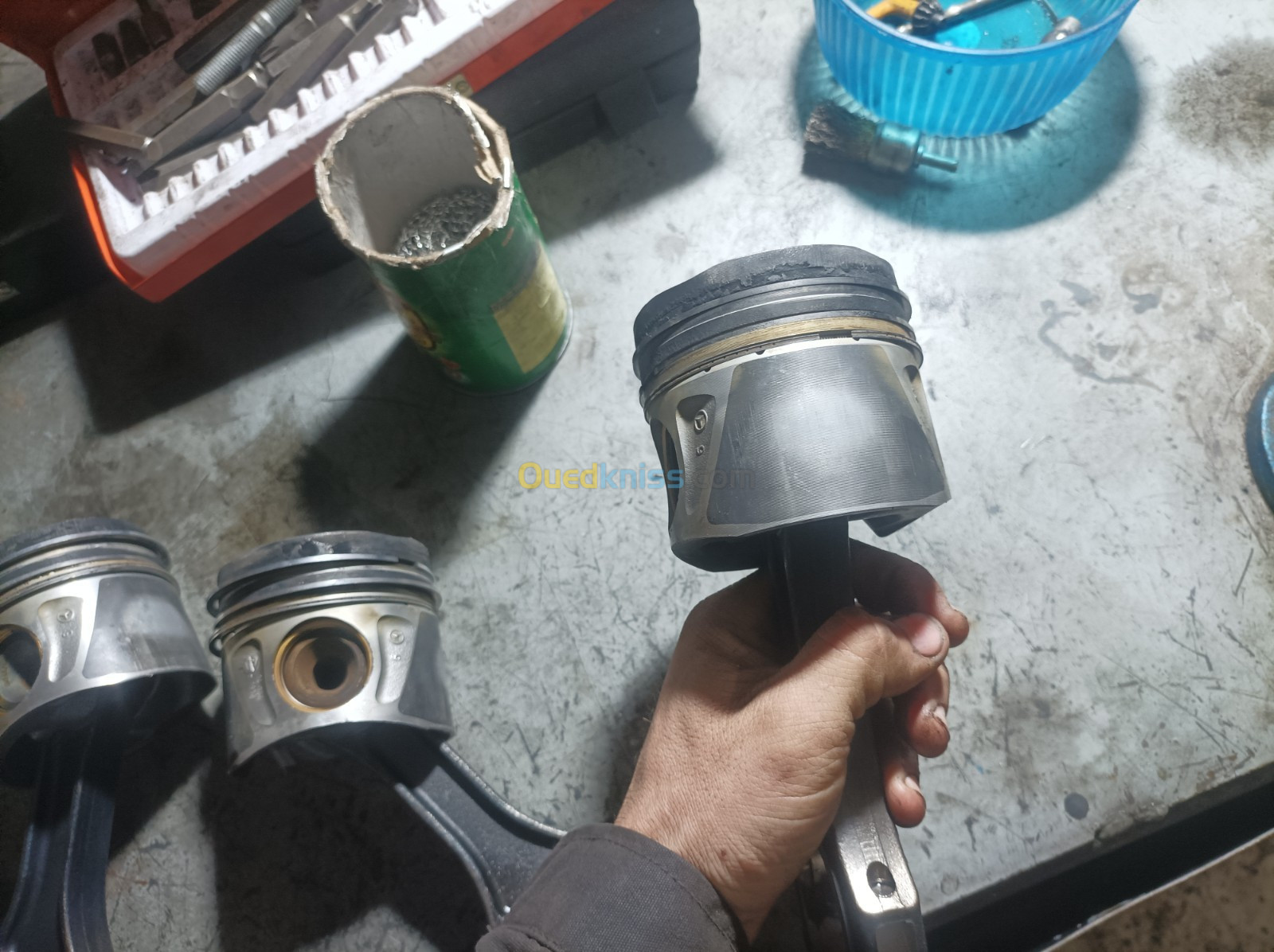 3 pistons + bielles pour om651 (2.2 CDI 220CH )