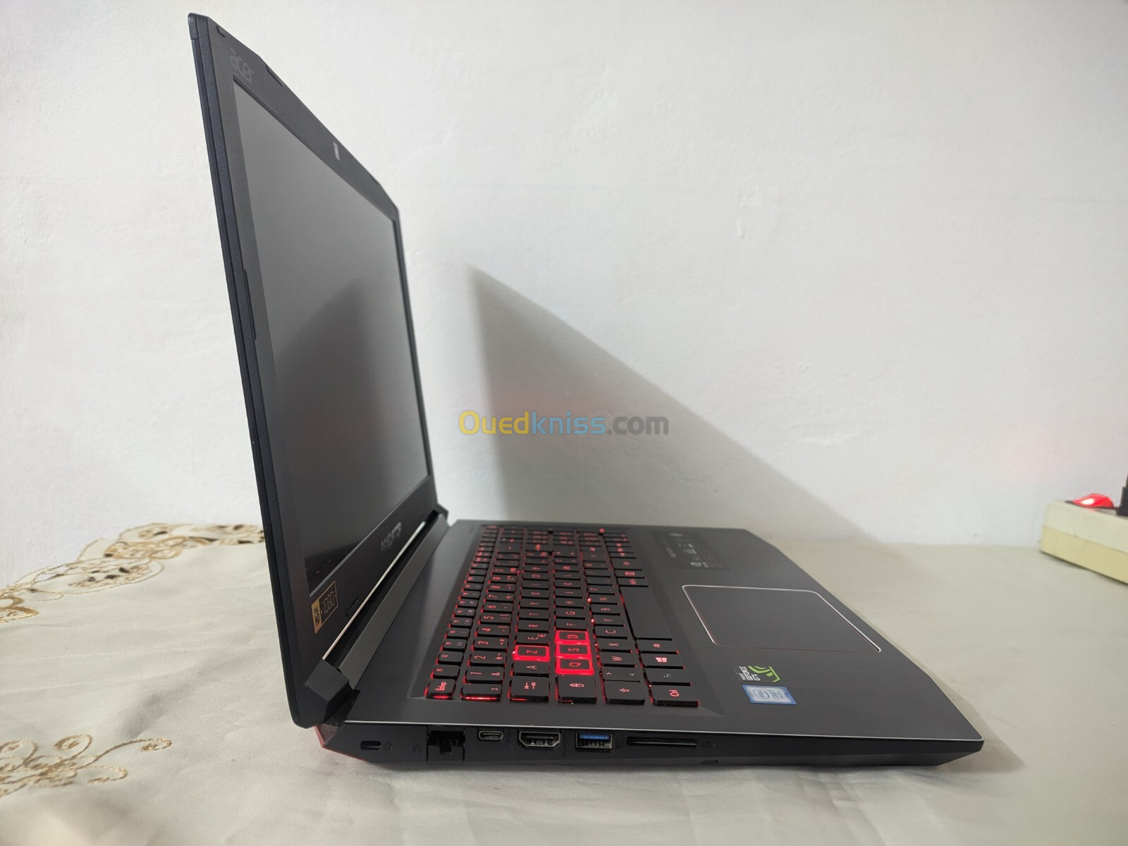 Acer Predator - GTX 1060 6 Gb - i7 7700hq - 16 Gb Ram - Avec sa boite