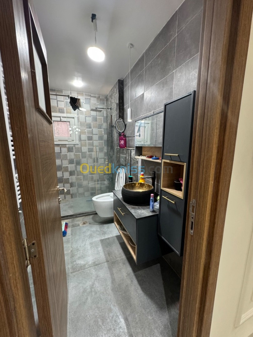 Location Appartement F4 Batna Batna