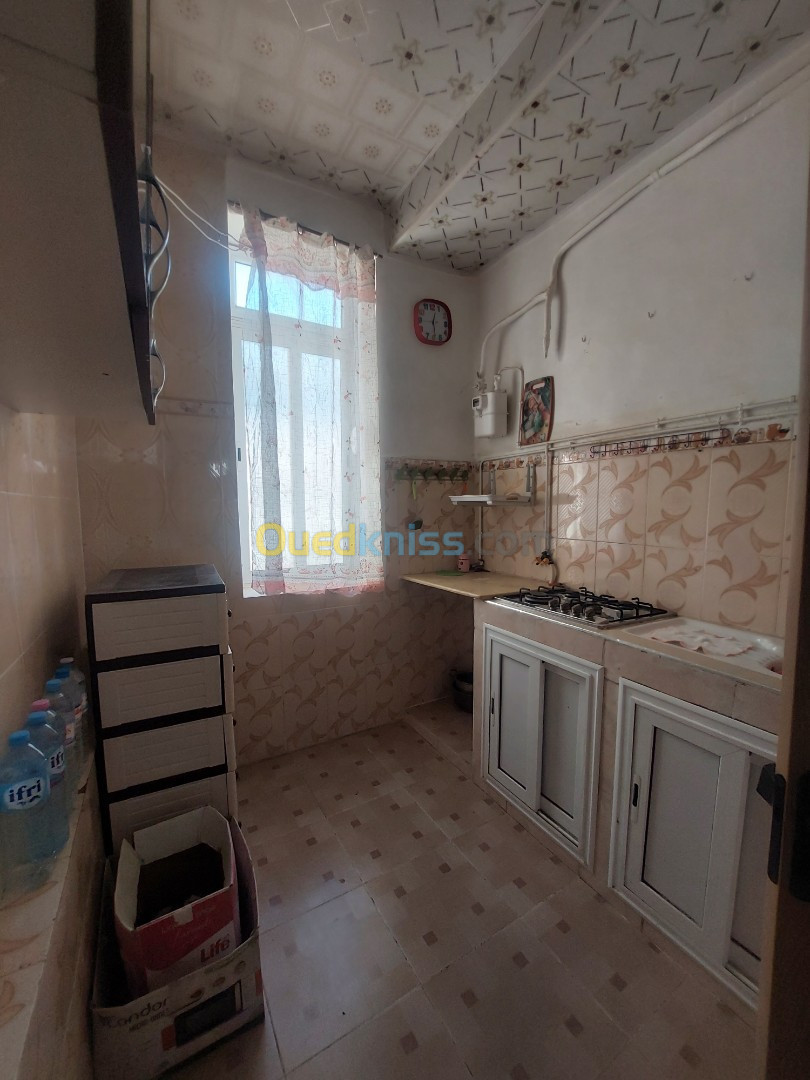 Location Appartement F3 Alger Bab el oued