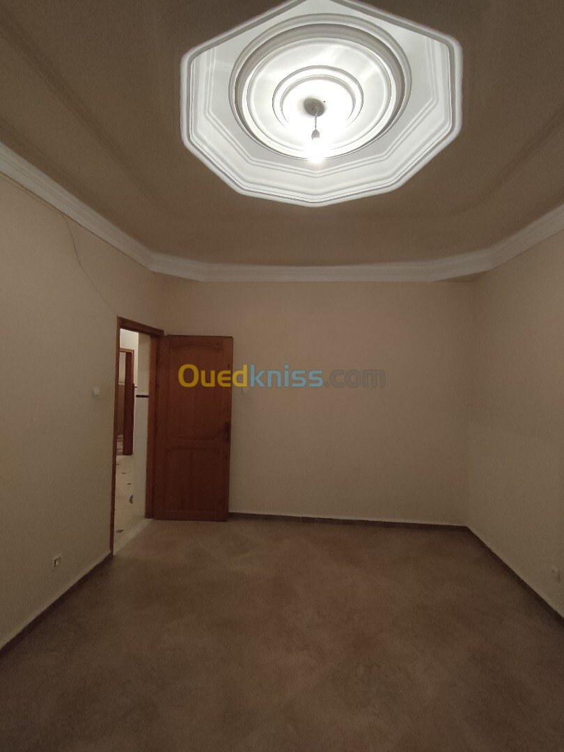 Location Niveau De Villa F6 Alger Draria