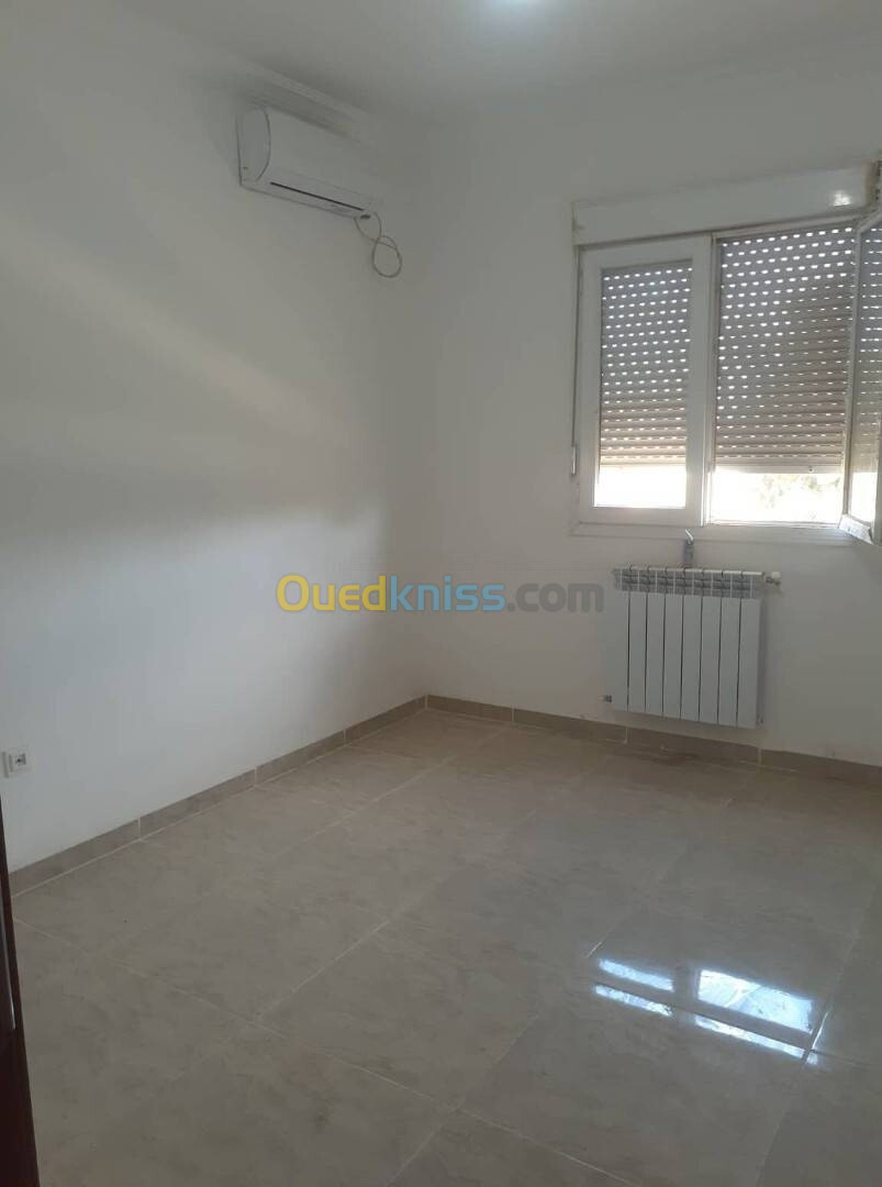 Location Appartement F4 Alger Staoueli