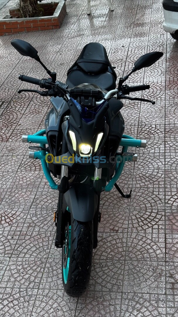 Yamaha MT 07 2023