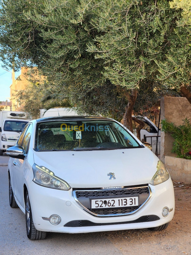 Peugeot 208 2013 Allure