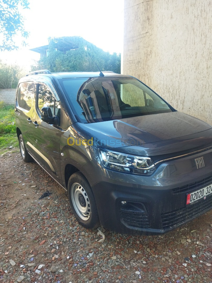 Fiat Doblo 2024 Italien