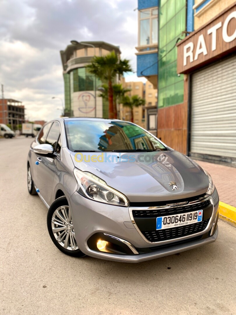 Peugeot 208 2019 Allure