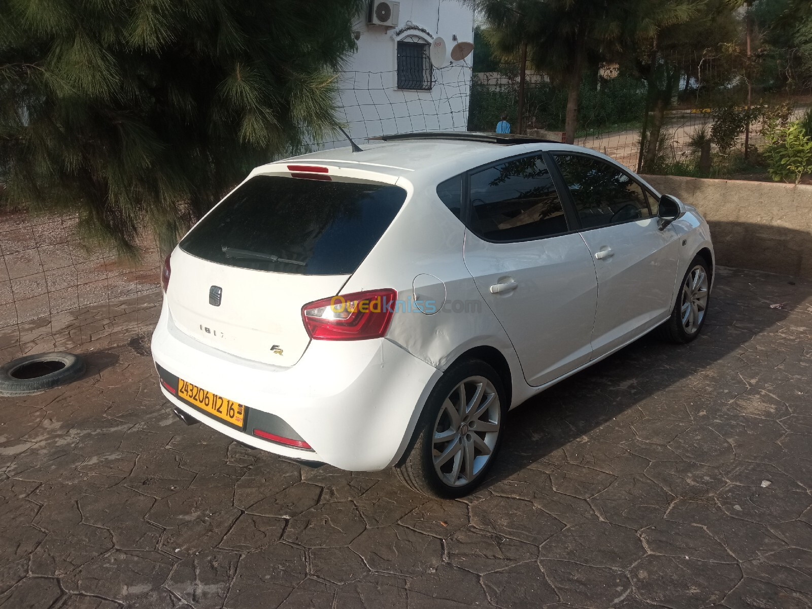 Seat Ibiza 2012 Fully +Toit ouvrant