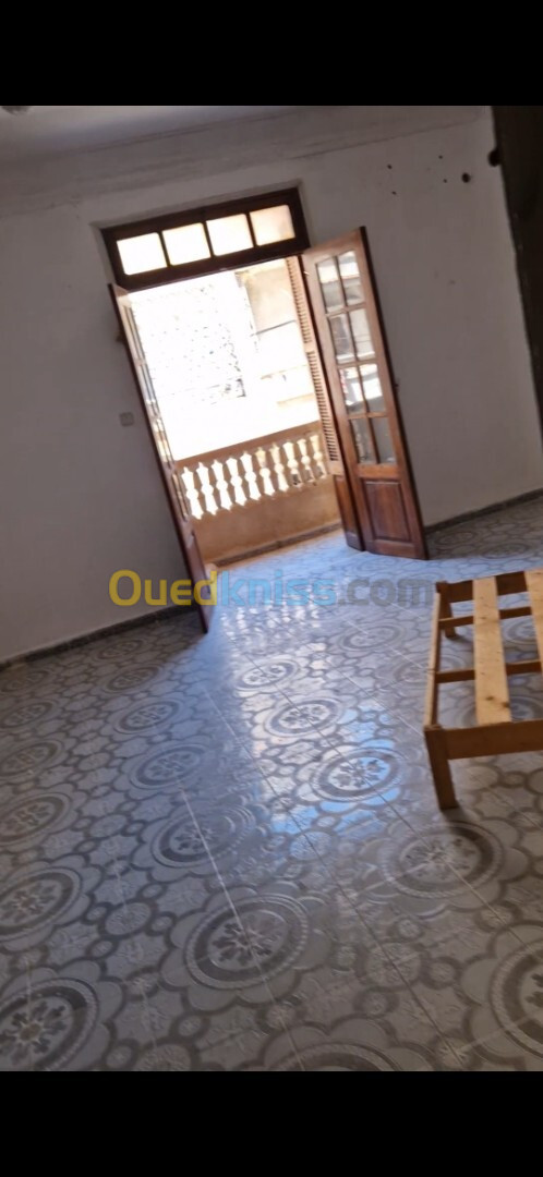 Location Appartement F4 Alger Zeralda