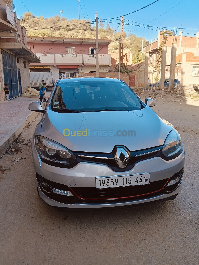 Renault Megane 3 2015 New Play