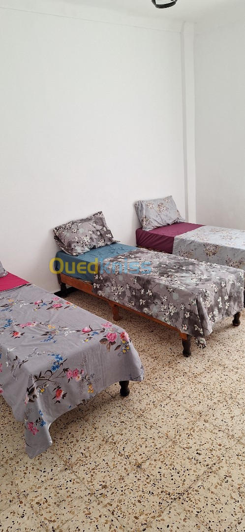 Location vacances Appartement F4 Mostaganem Mostaganem