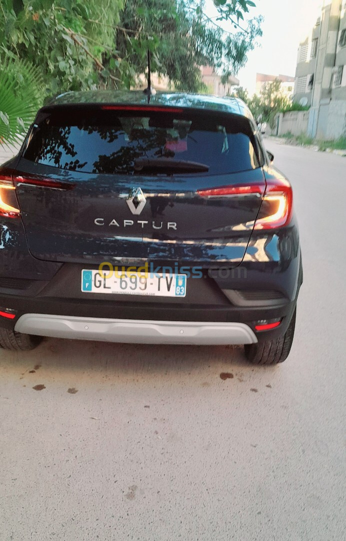 Renault Captur 2023 