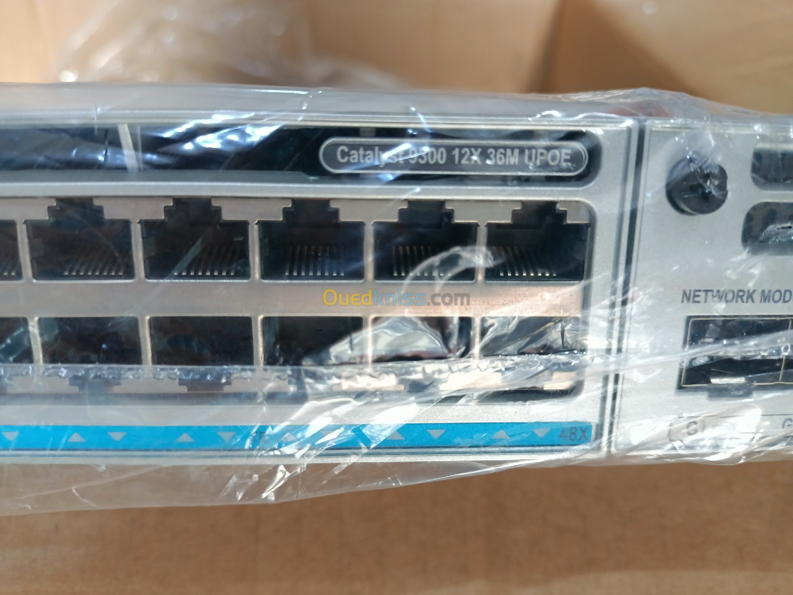 Switch Cisco L3 C9300-48UXM-E