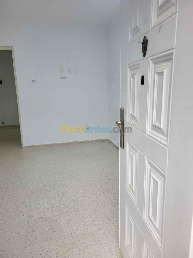 Location Appartement F3 Alger Baba hassen