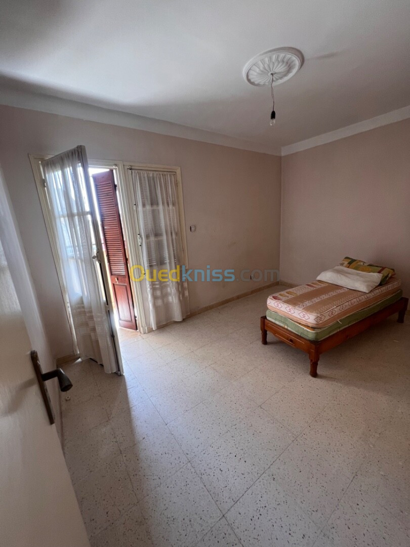 Location Appartement F3 Alger Kouba