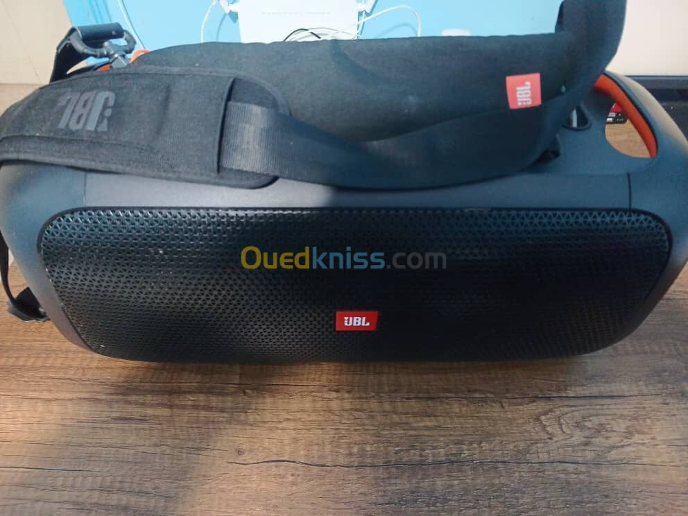 Enceinte JBL PartyBox On-The-Go Essential 