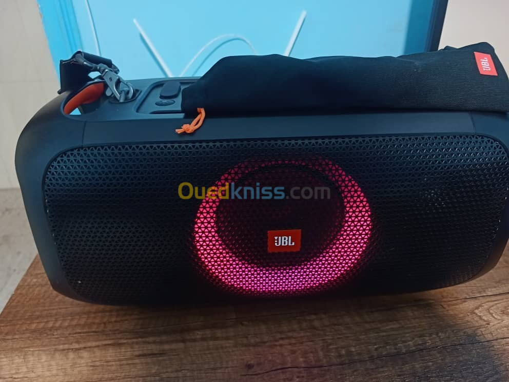 Enceinte JBL PartyBox On-The-Go Essential 