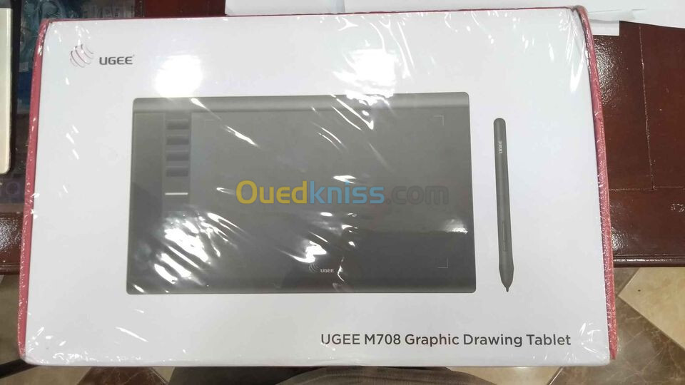 UGEE M708 Tablette Graphique avec le gant تابلت غرافيك مع القفاز