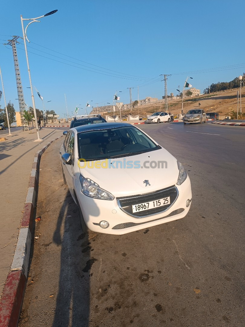 Peugeot 208 2015 Allure