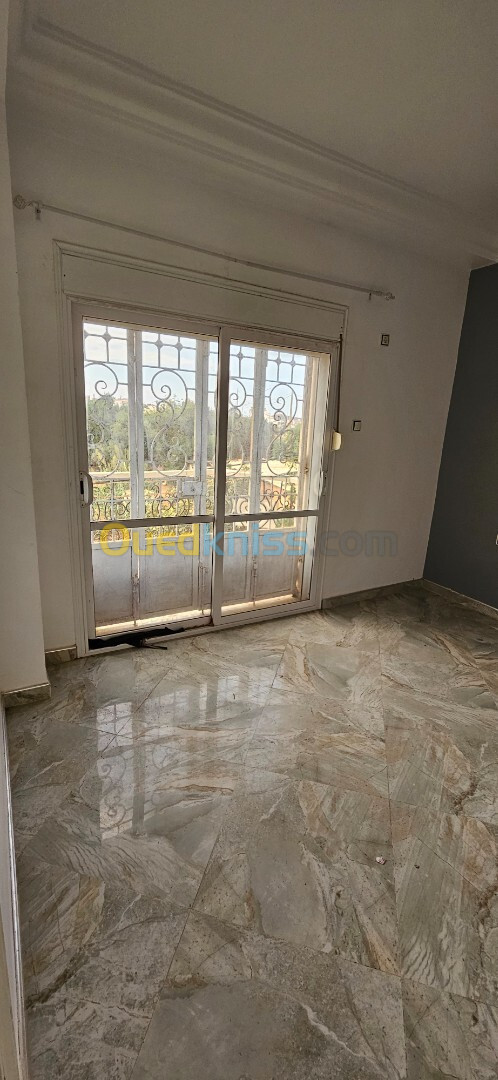 Vente Appartement F3 Oran Ain el turck