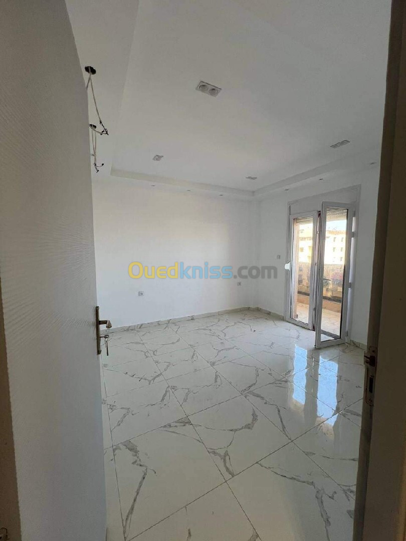 Vente Appartement F3 Alger Bordj el kiffan