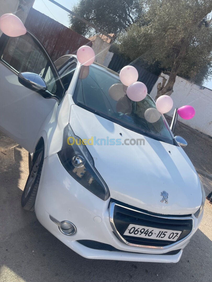 Peugeot 208 2015 208