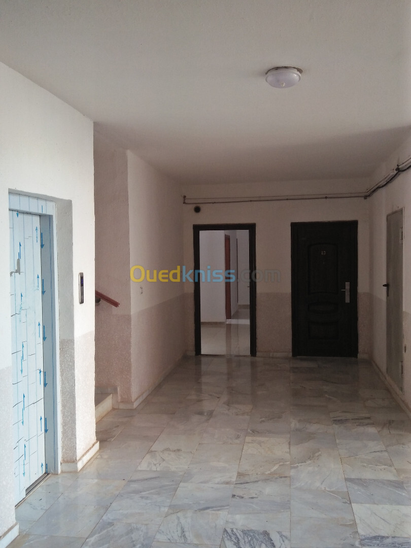 Vente Appartement F5 Tipaza Kolea