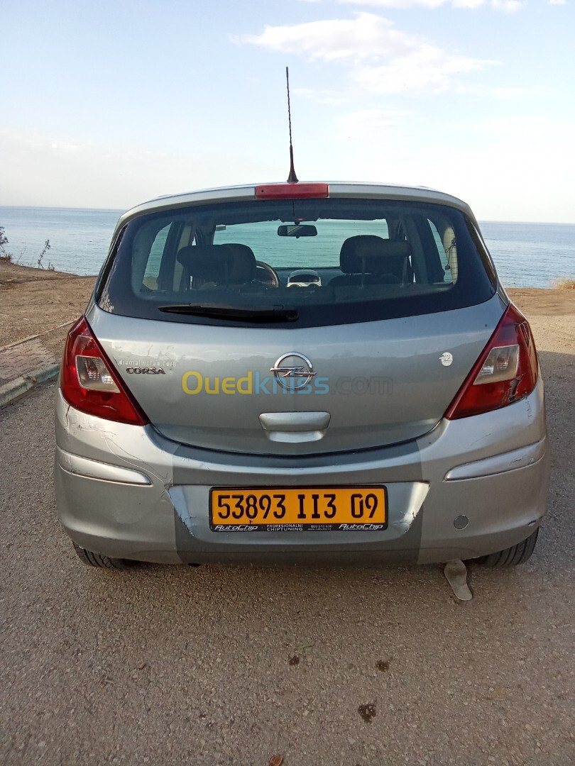 Opel Corsa 2013 