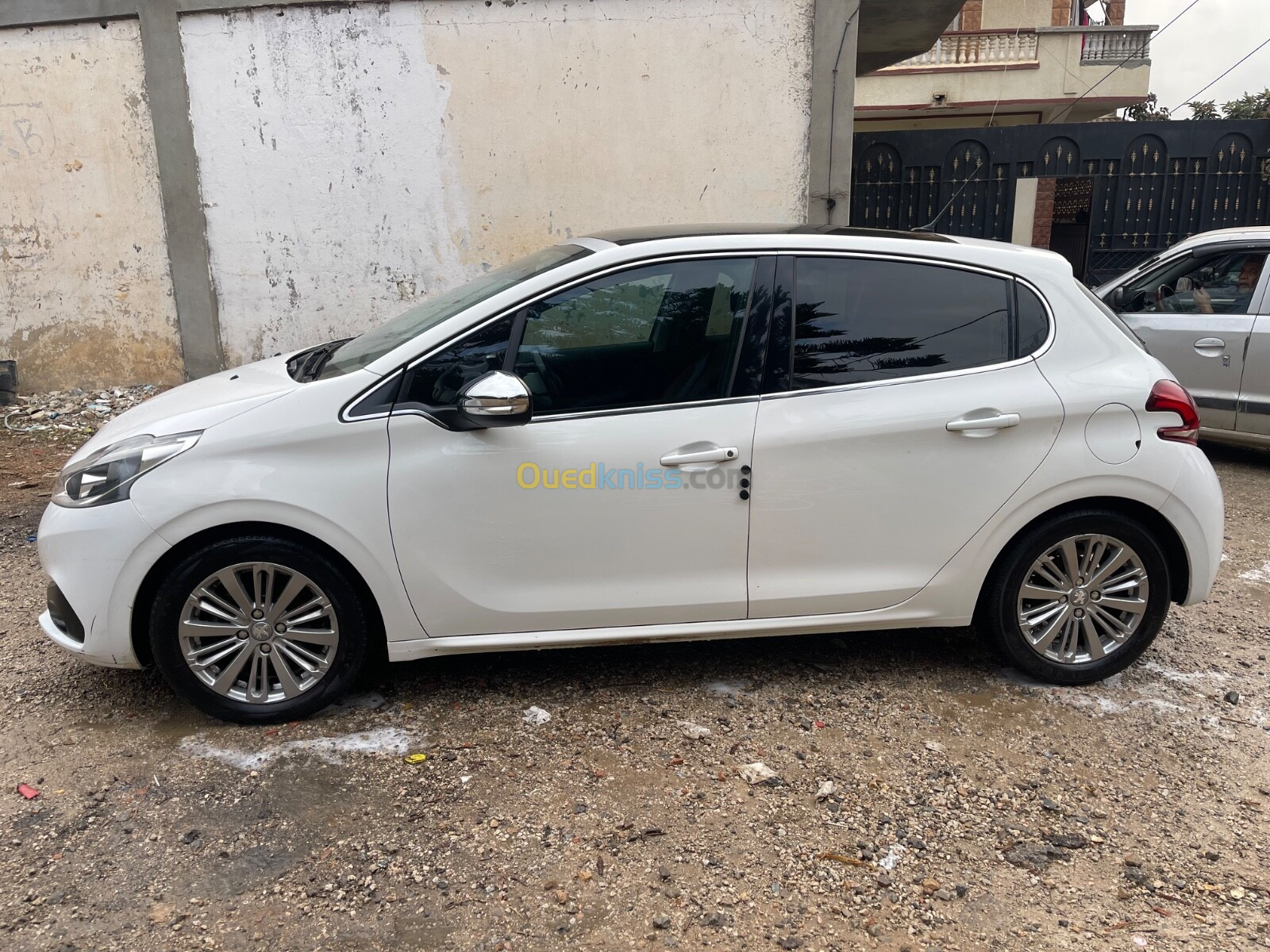 Peugeot 208 2019 Allure