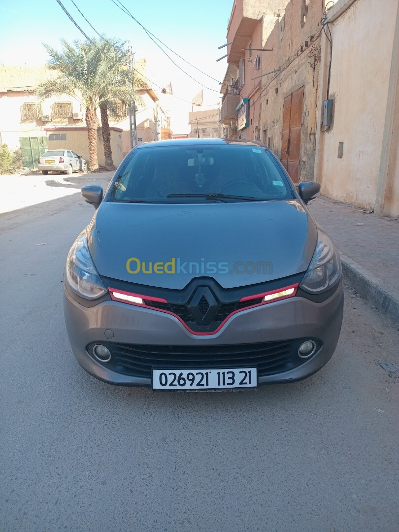 Renault Clio 4 2013 N 2 ESSENCE