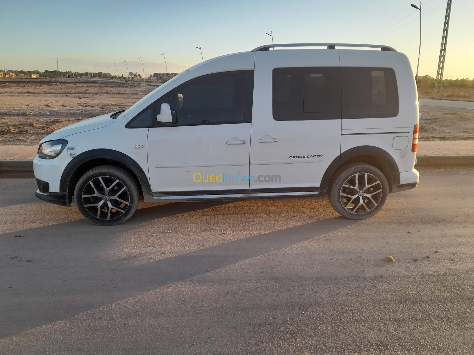 Volkswagen Caddy 2014 Cross