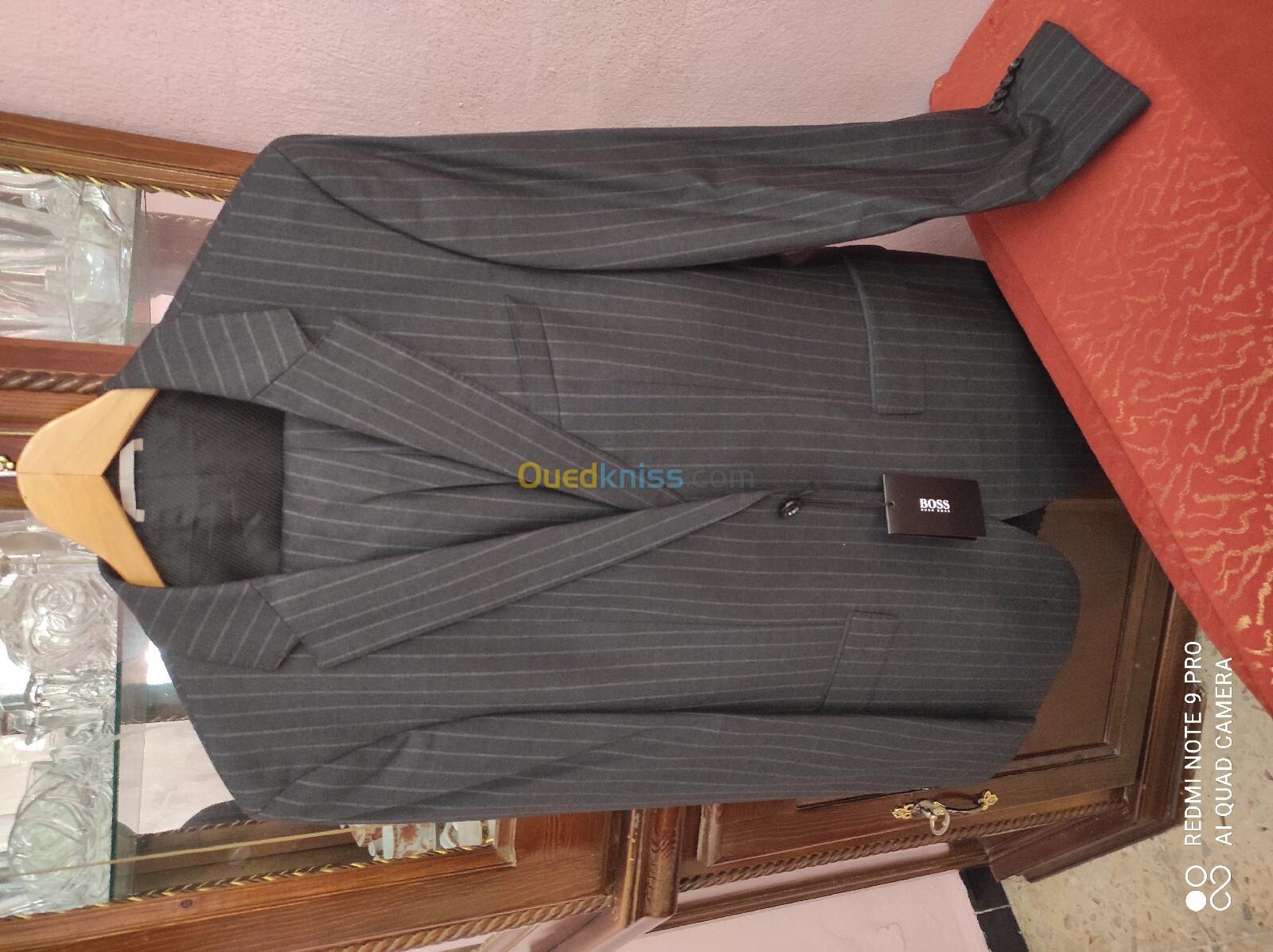 Lot de costumes Hugo boss