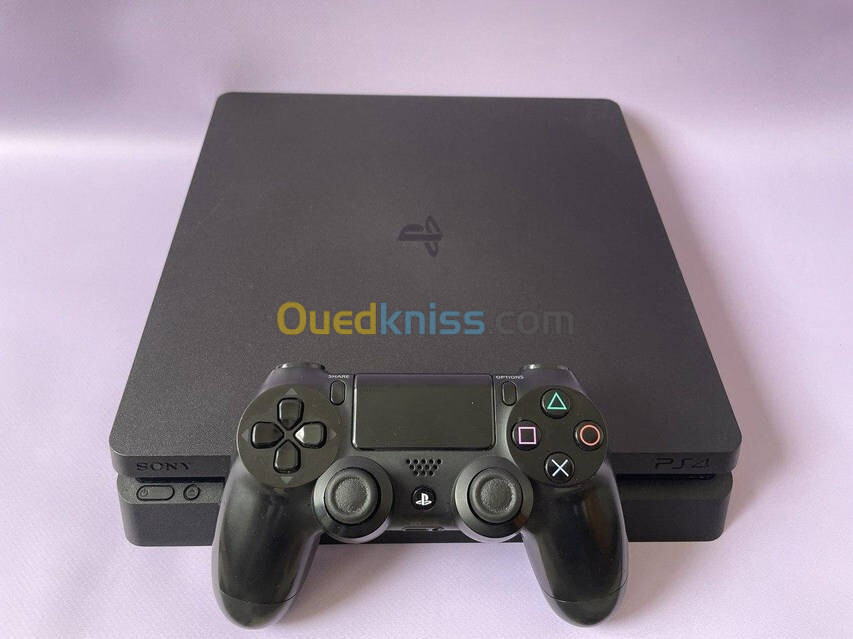 Ps4 slim 