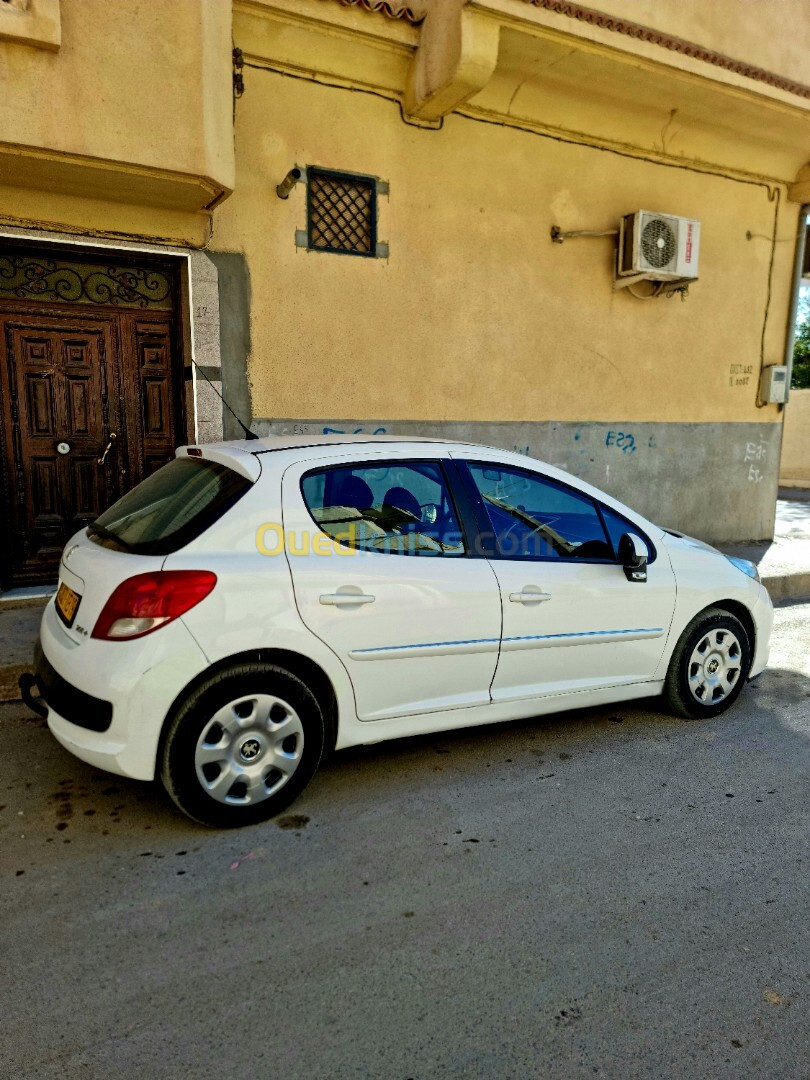 Peugeot 207 plus 2013 207 plus