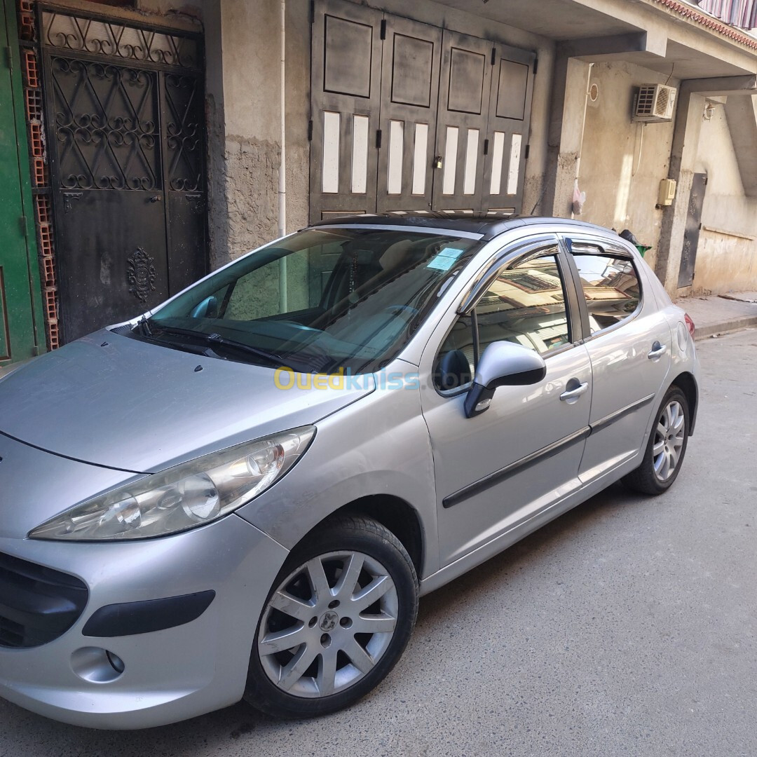 Peugeot 207 2008 207