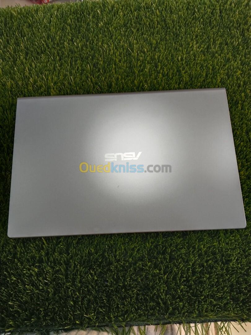 Asus notebook| i3 1005 G1 8GO Ram 256GO SSD 14"