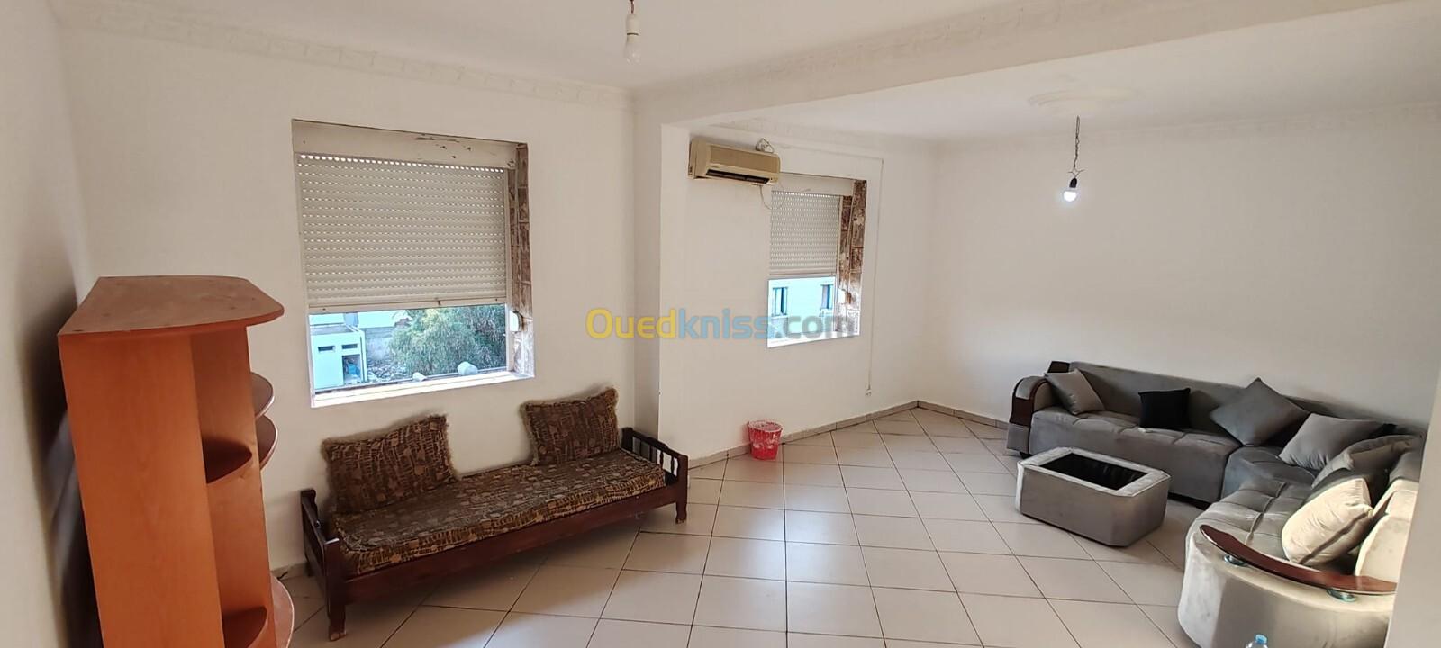 Location vacances Appartement F4 Jijel Jijel