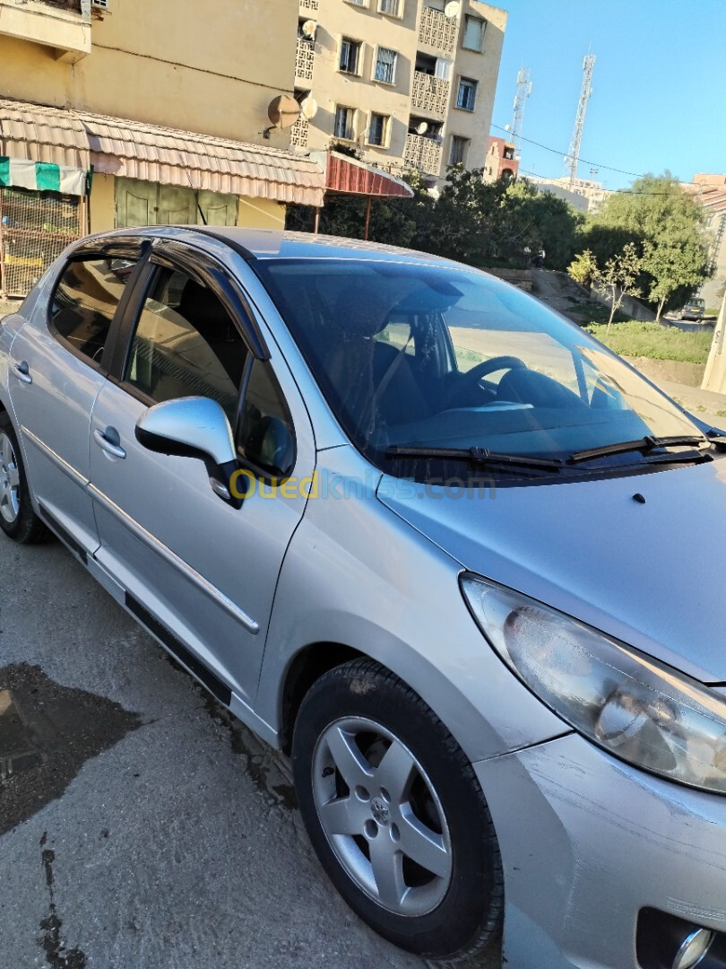 Peugeot 207 2012 