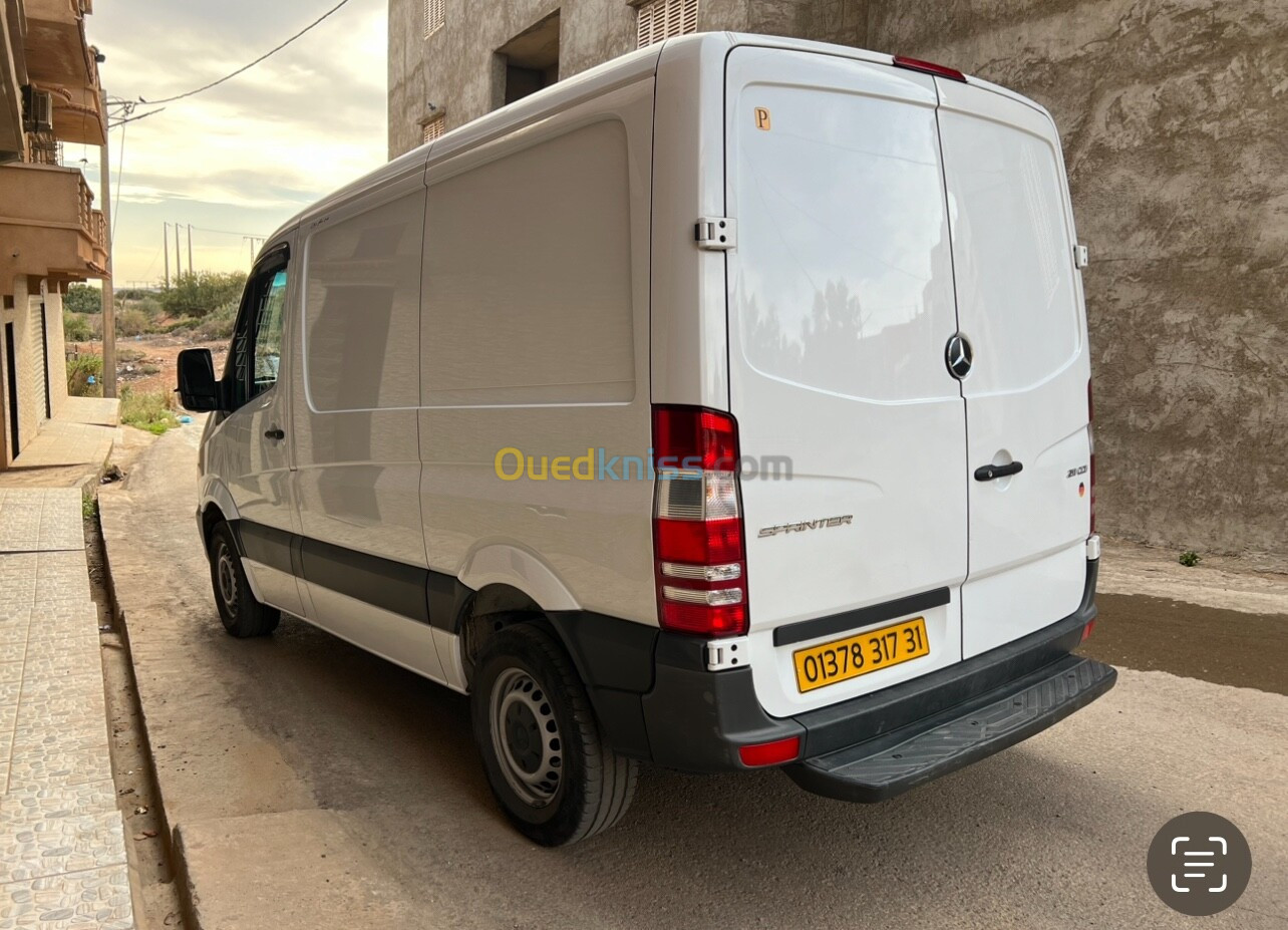 Mercedes Sprinter 2017 Surélevé chassis moyen