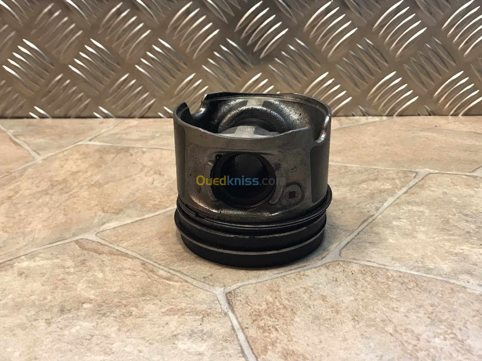 Piston bmw 520d 184chv n47