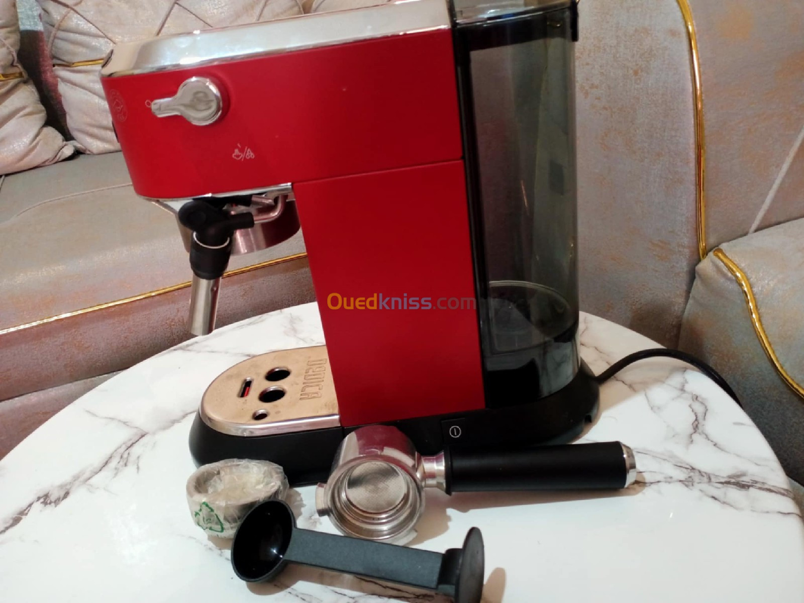 Cafetière delonghi dedica