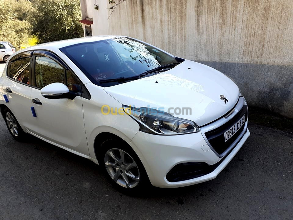 Peugeot 208 2016 