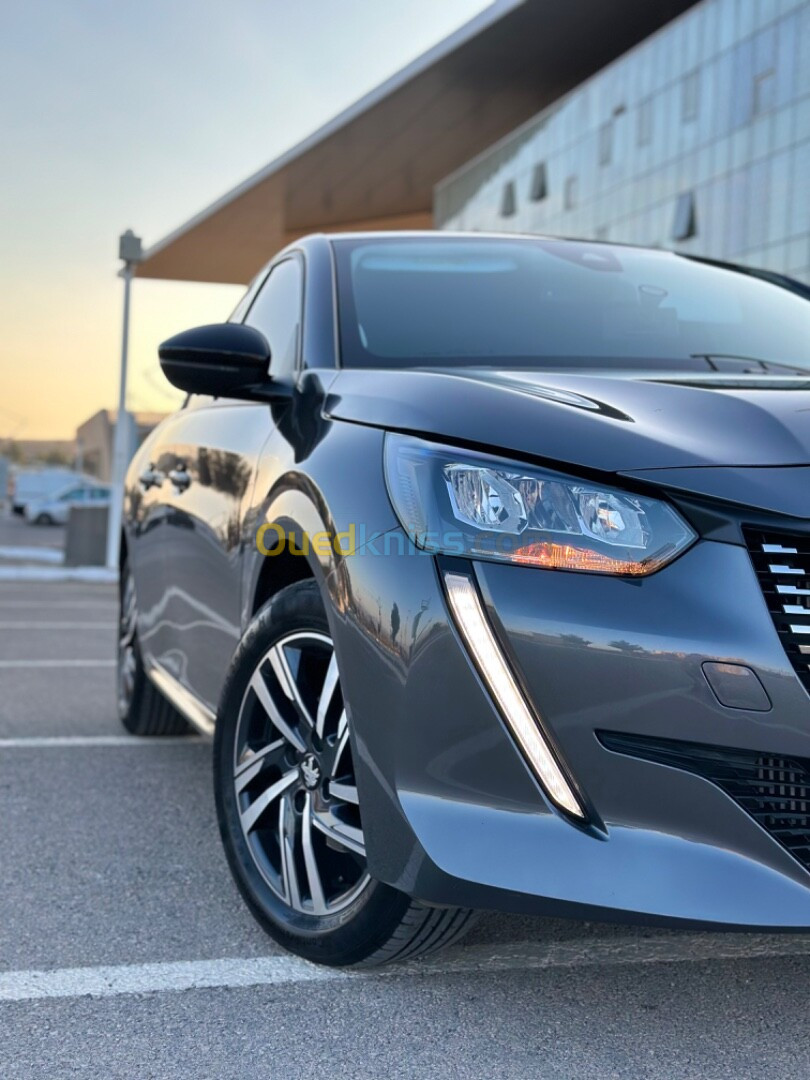 Peugeot 208 2022 Allure Facelift