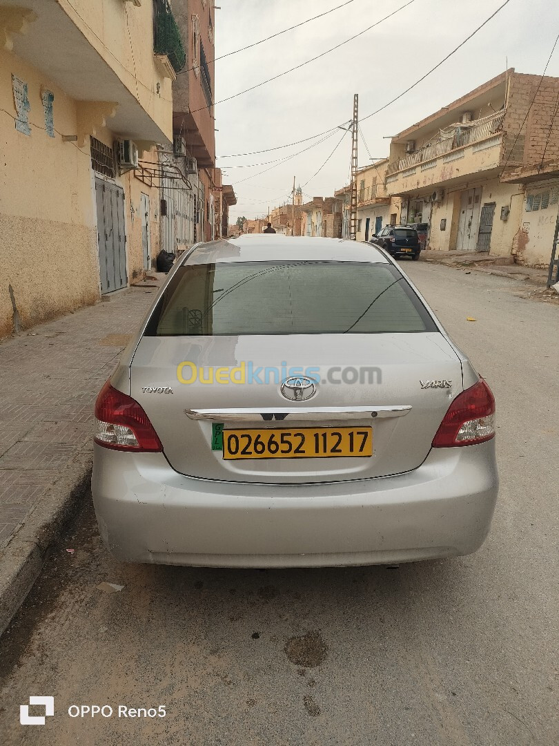 Toyota Yaris Sedan 2012 